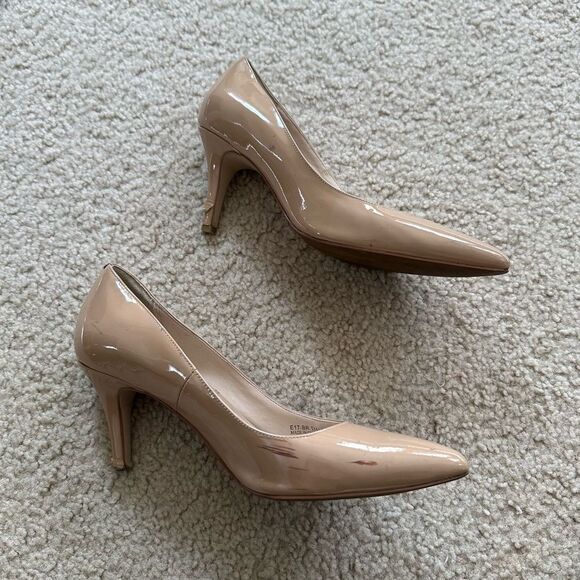 Cole Haan Tan/Nude Shiny Career Pumps/Heels - Picture 2 of 13